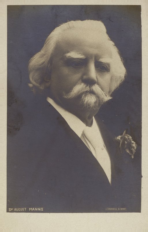 Porträt von Sir August Manns von English Photographer