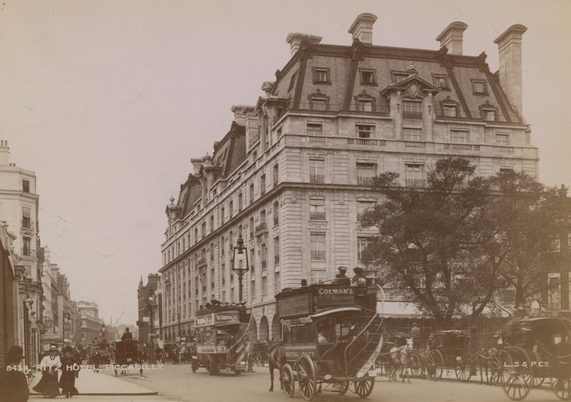 Ritz Hotel, Piccadilly von English Photographer