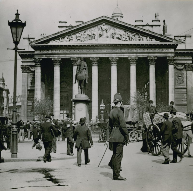 Royal Exchange, London von English Photographer