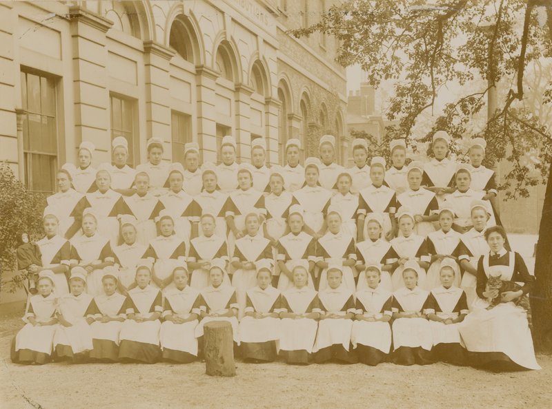 St. Marylebone Charity School für Mädchen von English Photographer