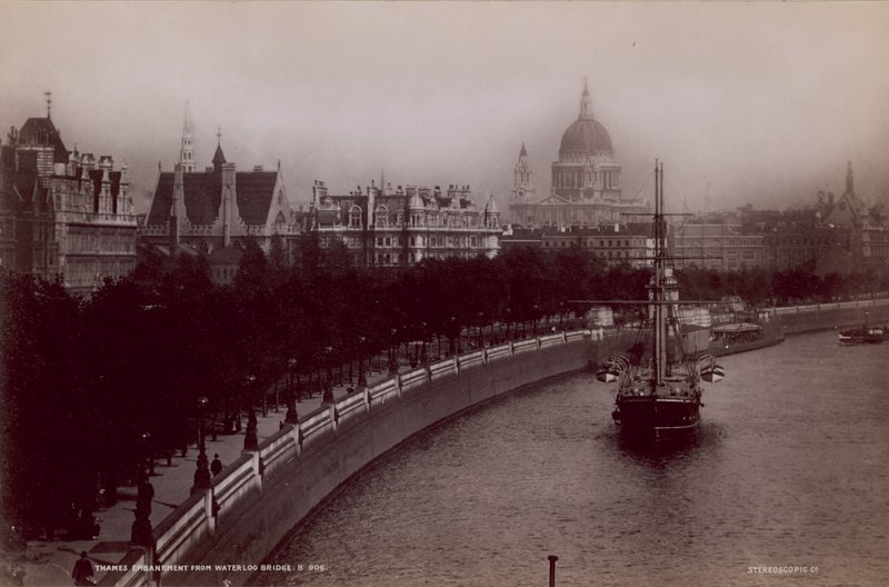 Themse-Ufer vom Waterloo Bridge von English Photographer