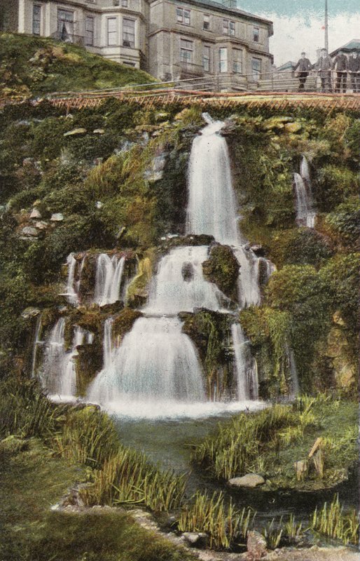 Der Wasserfall, Ventnor von English Photographer