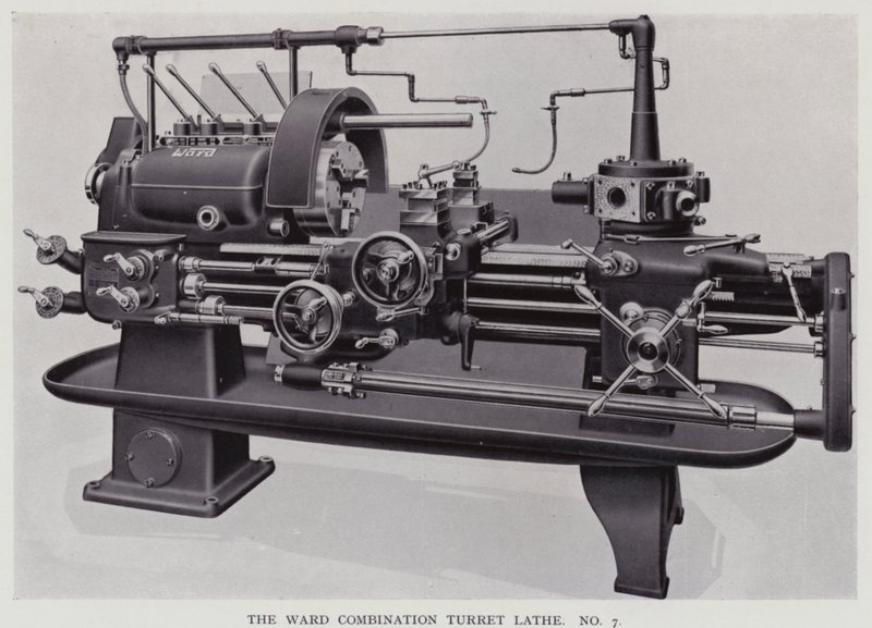 Ward-Kombinationsturm-Drehmaschine von English Photographer