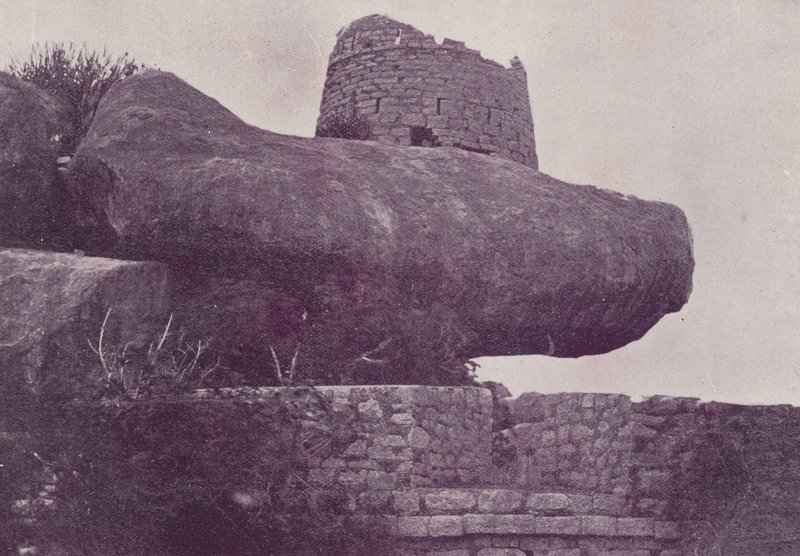Tippus Felsen, Bellary von English Photographer