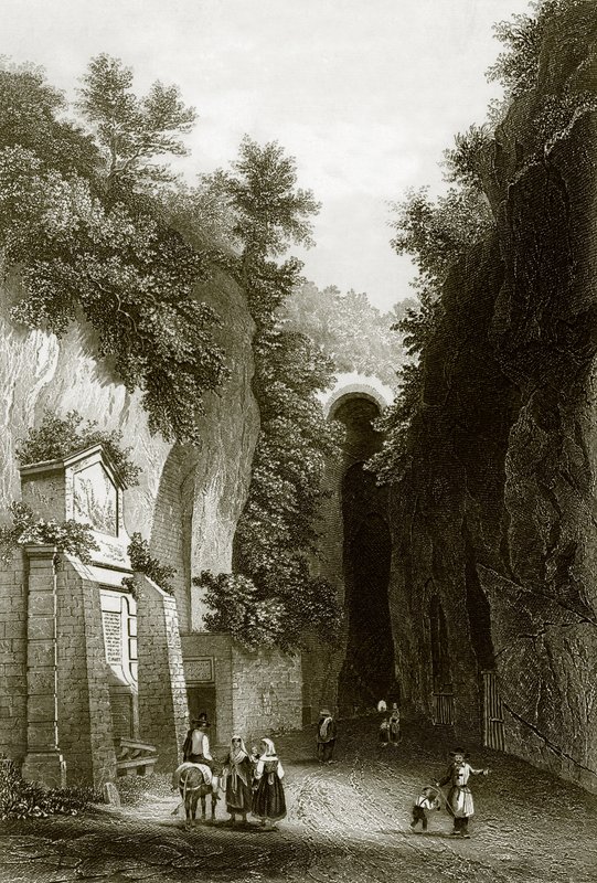 Grotte di Posilippo von English School