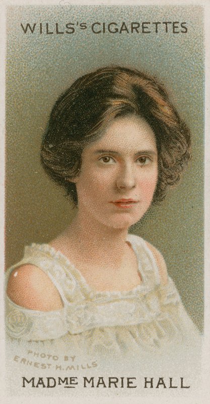 Madame Marie Hall von English School