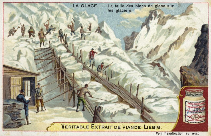 Eisblöcke auf einem Gletscher schneiden von European School