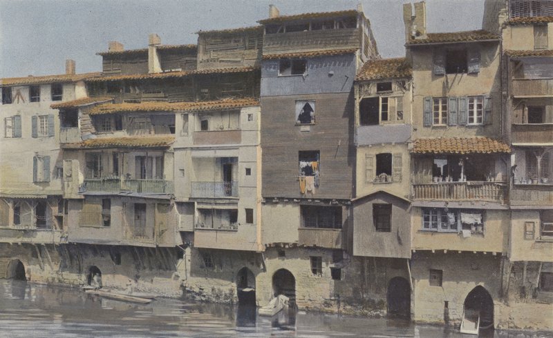 Castres, Häuser am Ufer des Agout von French Photographer