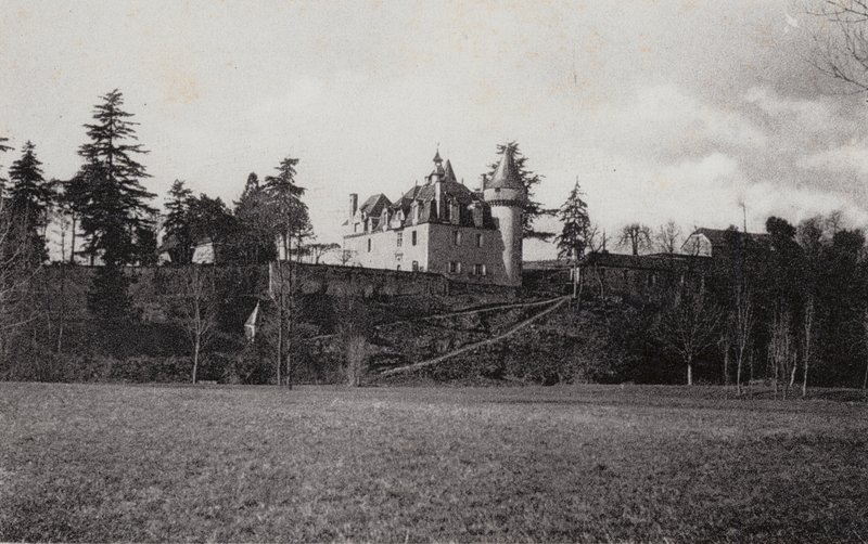 Cazoules, Château de la Fonte-Haute von French Photographer