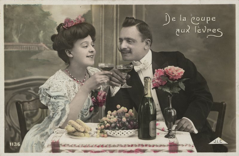 Paar trinkt Champagner von French Photographer