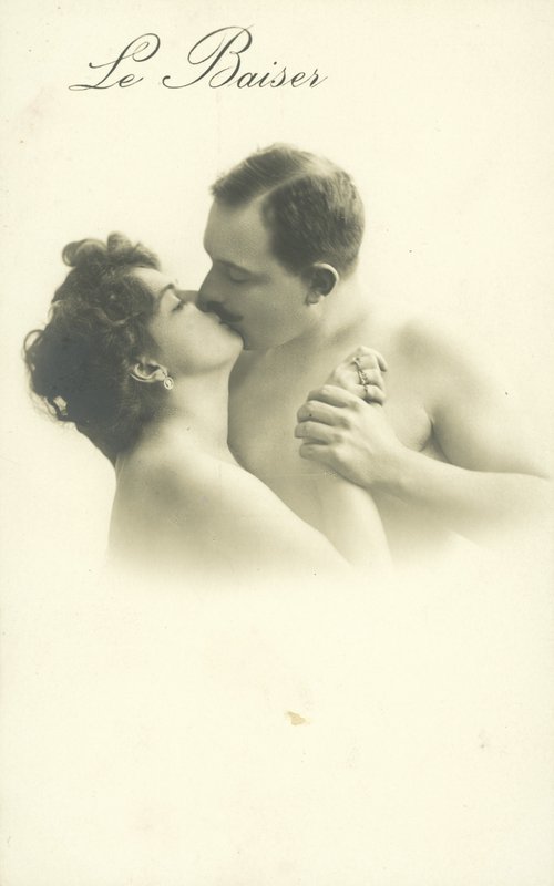 Küssendes Paar von French Photographer