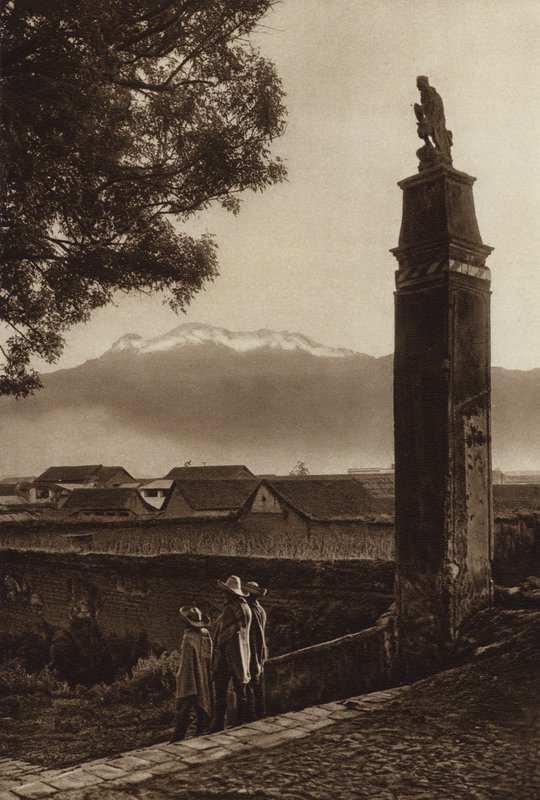 Mexiko: Amecameca mit Iztaccihuatl von Hugo Brehme