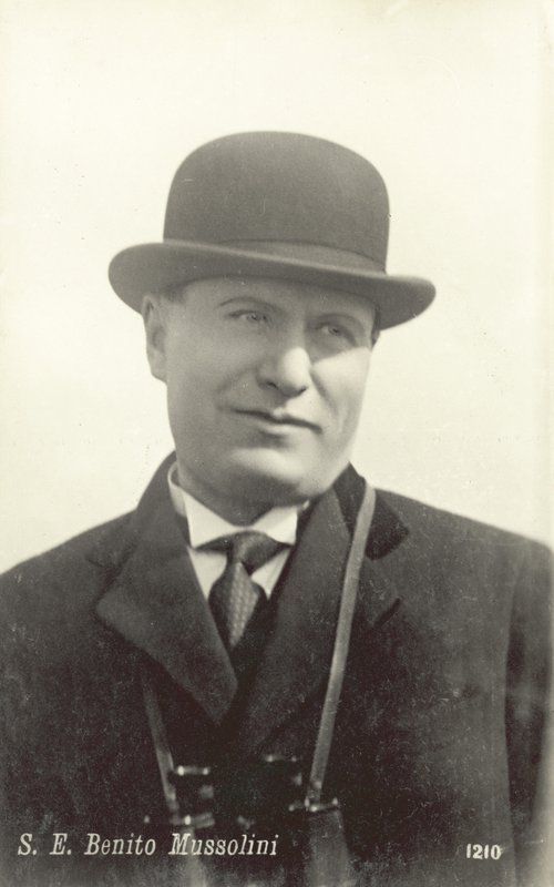 Benito Mussolini von Italian Photographer
