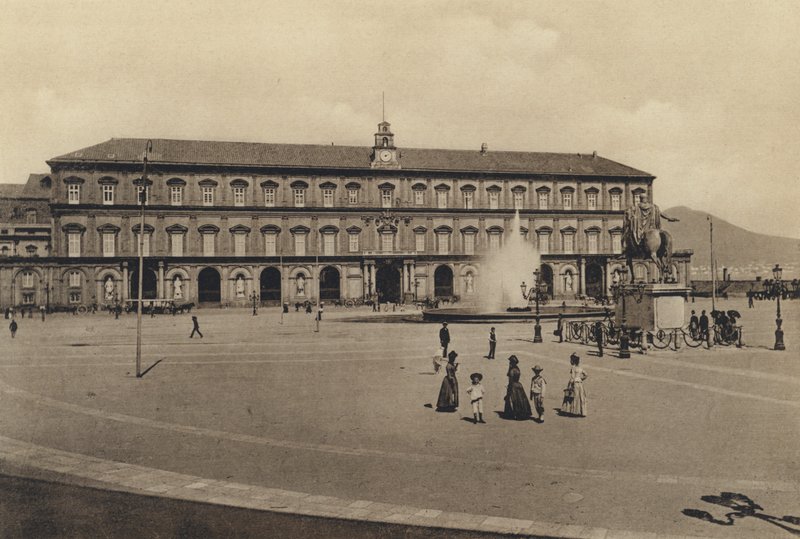 Neapel: Palazzo Reale (s/w Foto) von Italian Photographer