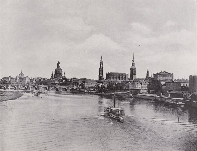 Altstadt von der Marienbrücke von Photographer German
