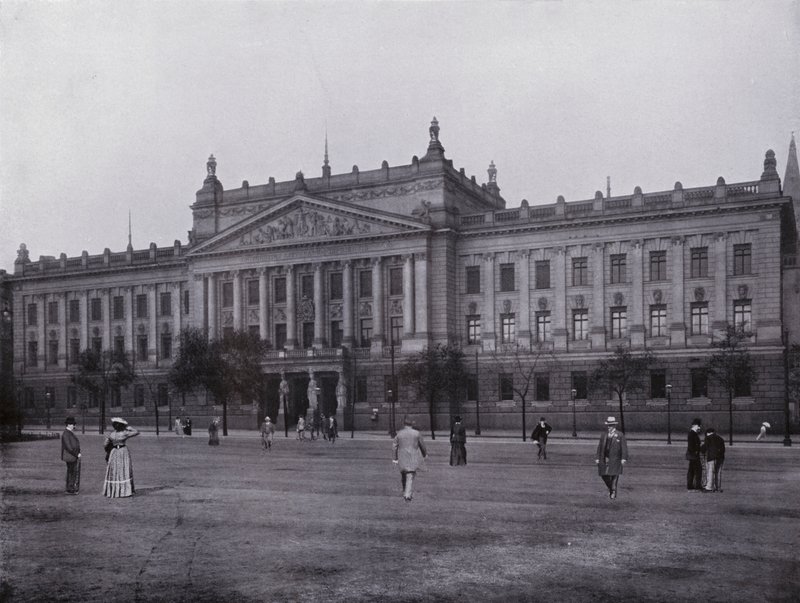Leipzig: Königliche Universität (s/w Foto) von Photographer German