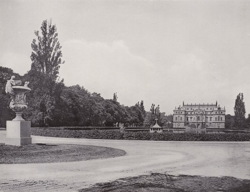 Palais im Grossen Garten von Photographer German