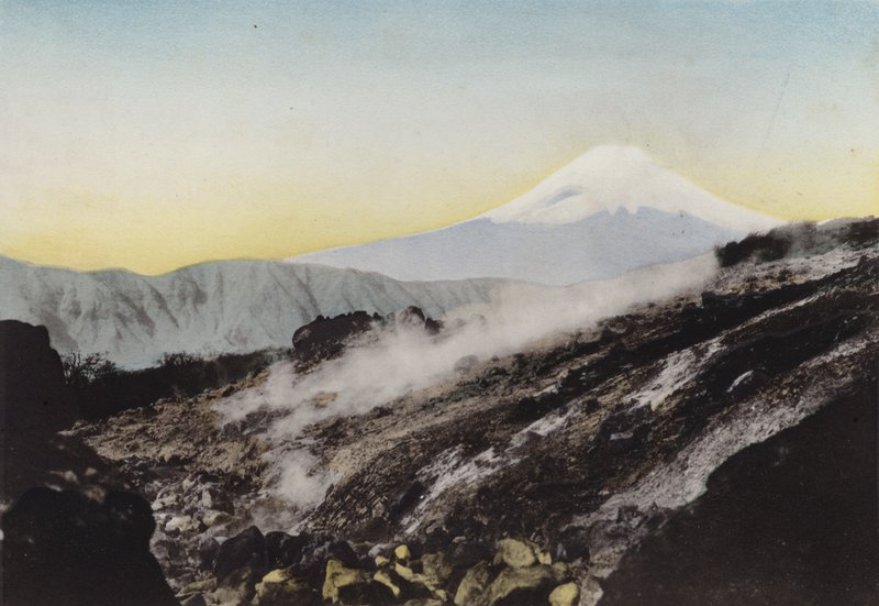Japan, ca. 1912: Fuji von Ohwakudani, Hakone (Foto) von Photographer Japanese