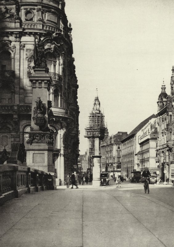 Berlin: Kaiser-Wilhelm-Brücke von Sasha Stone